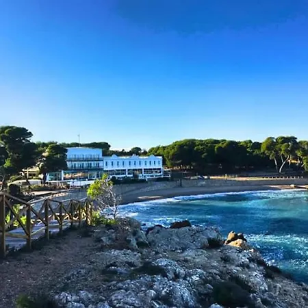 Athenea - * Ampurias