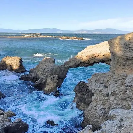 Athenea - Daire Ampurias