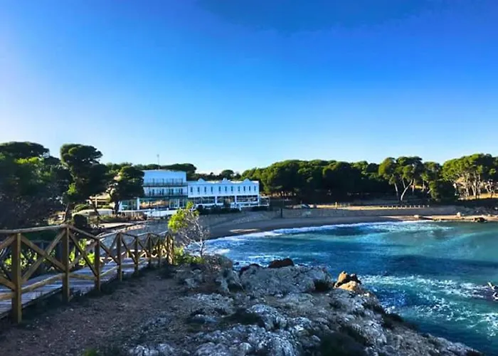 Athenea - * Ampurias